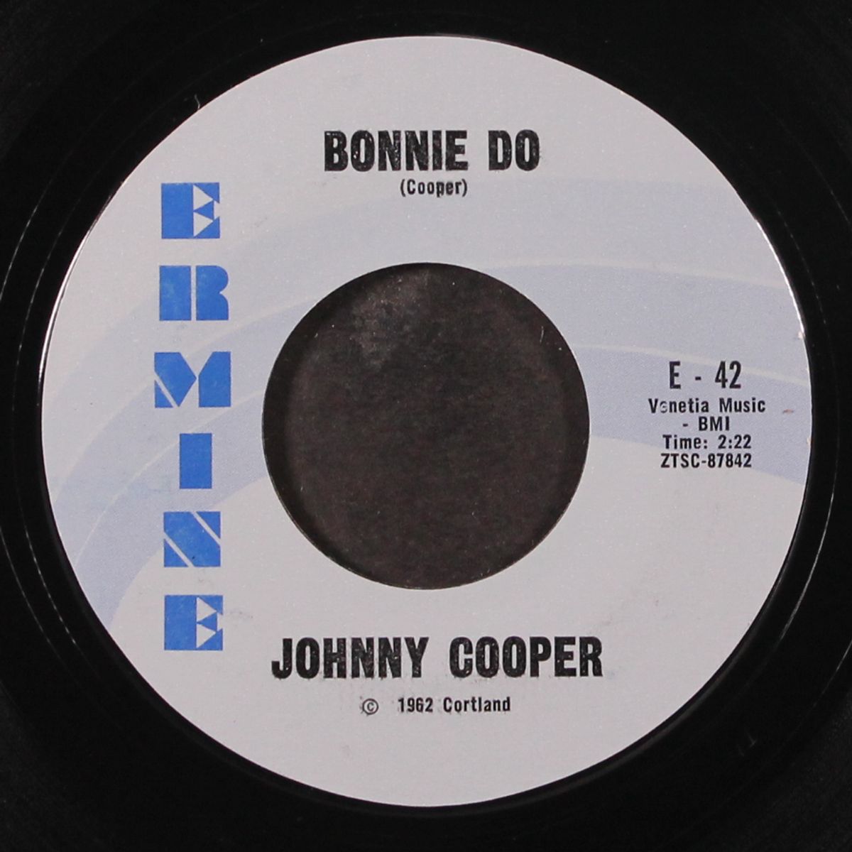 bonnie do / love is a treasure by JOHNNY COOPER