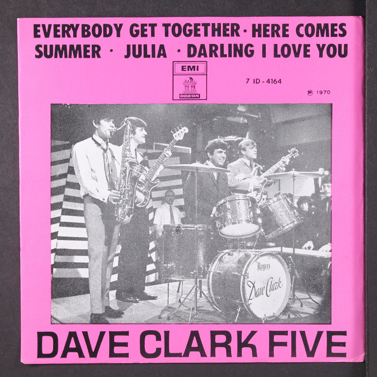 everybody get together / +3 by DAVE CLARK FIVE