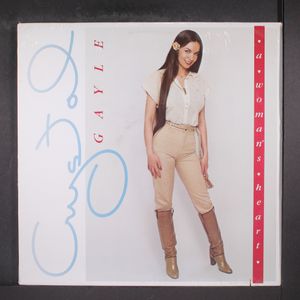 CRYSTAL GAYLE