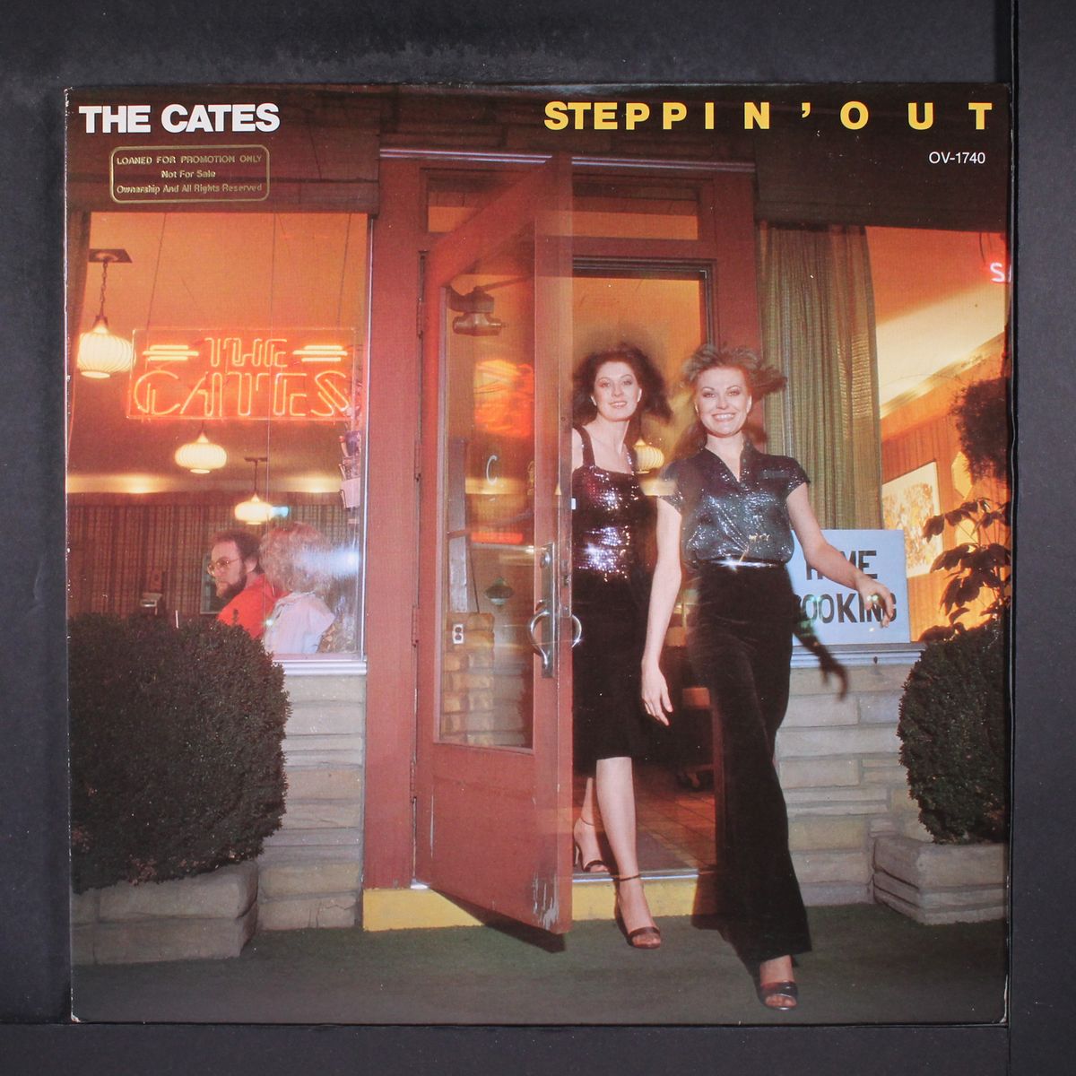 steppin' out by CATES