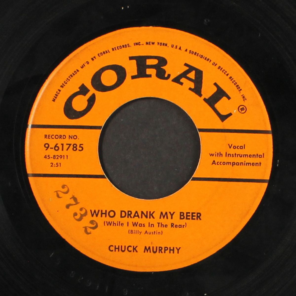 lay somethin' on the bar / who drank my beer by CHUCK MURPHY