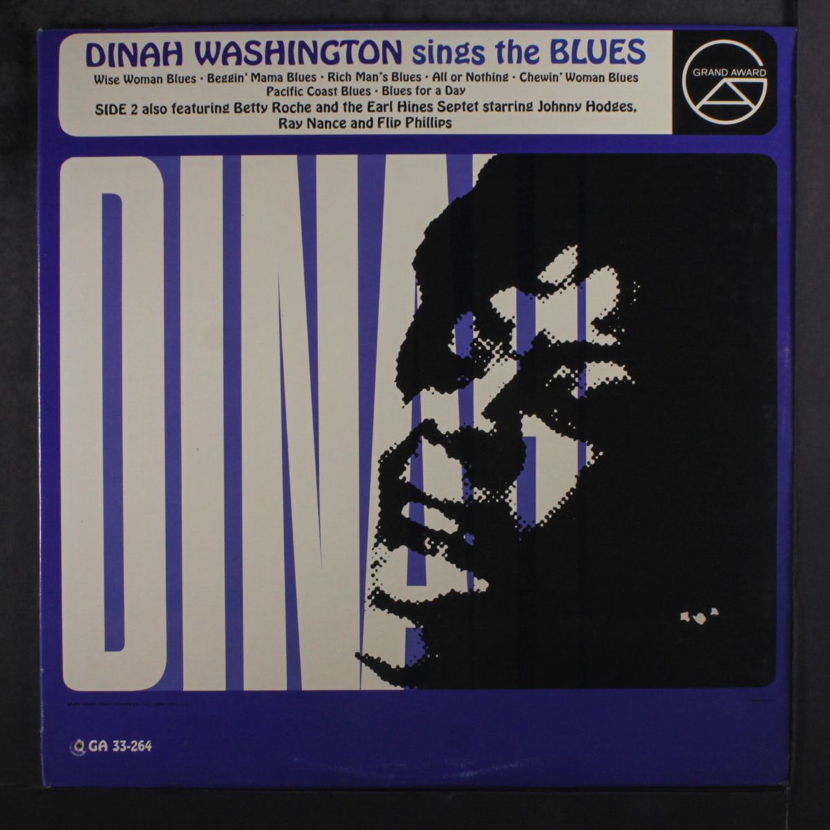 sings the blues by DINAH WASHINGTON