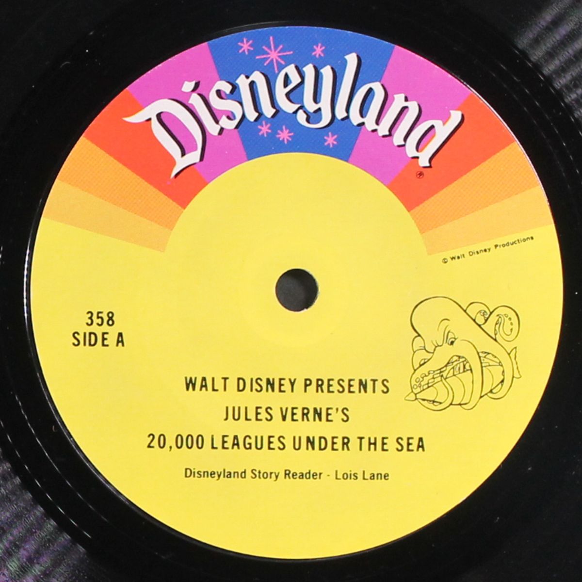 20,000 leagues under the sea by LOIS LANE
