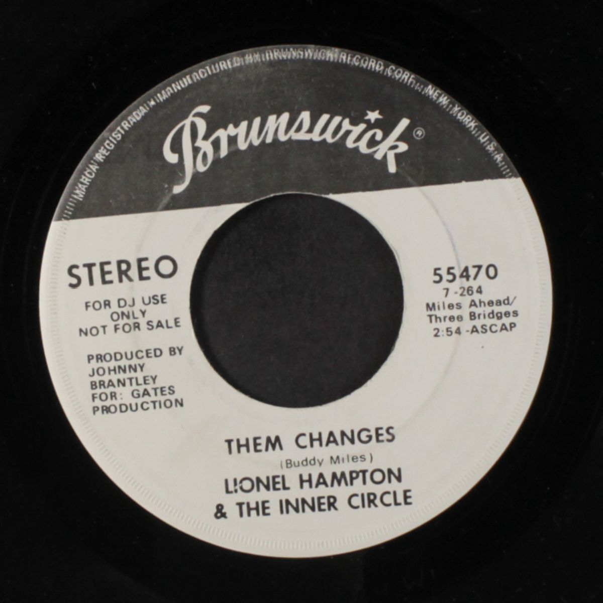 them changes / mono by LIONEL HAMPTON & INNER CIRCLE