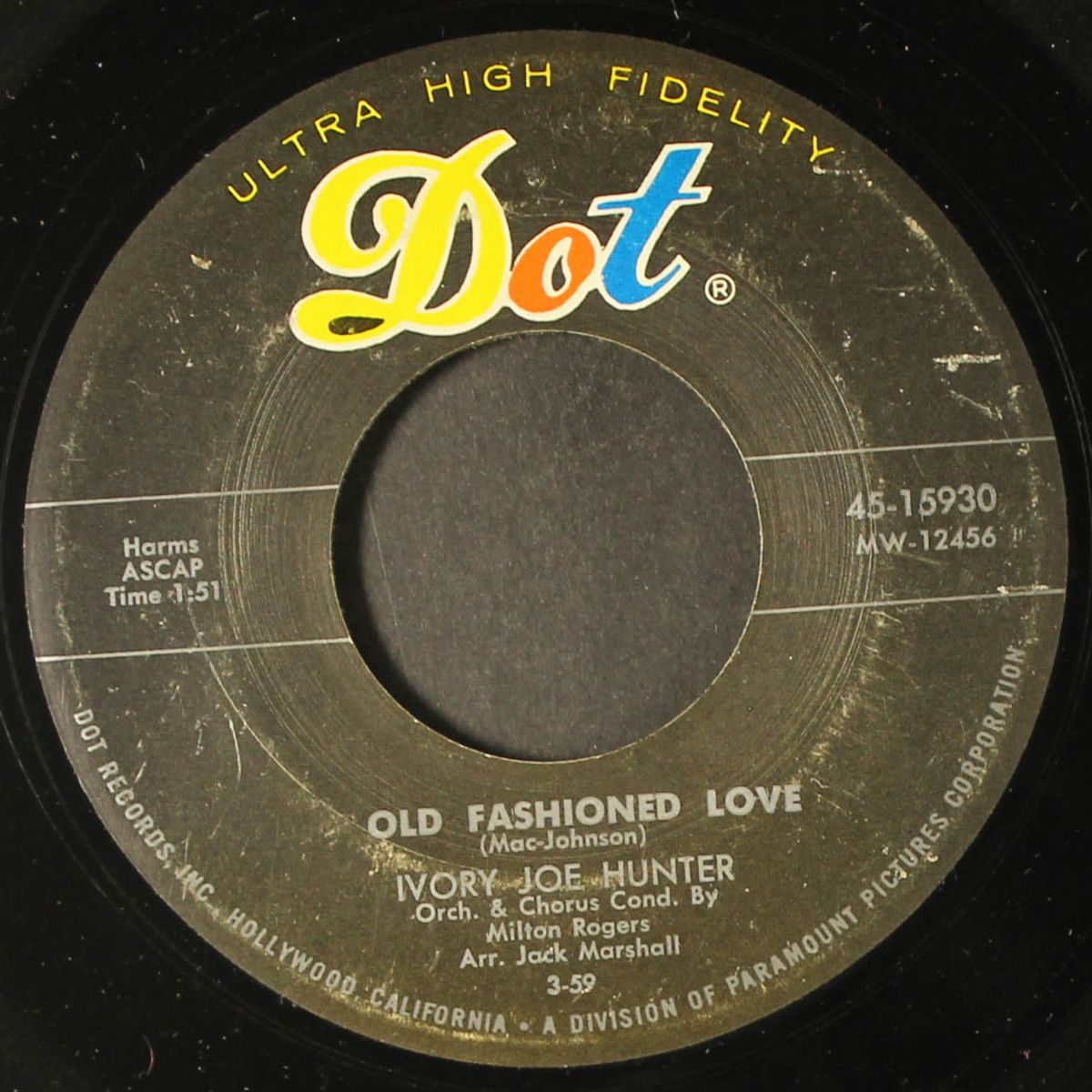 a cottage for sale / old fashioned love by IVORY JOE HUNTER/GROUP