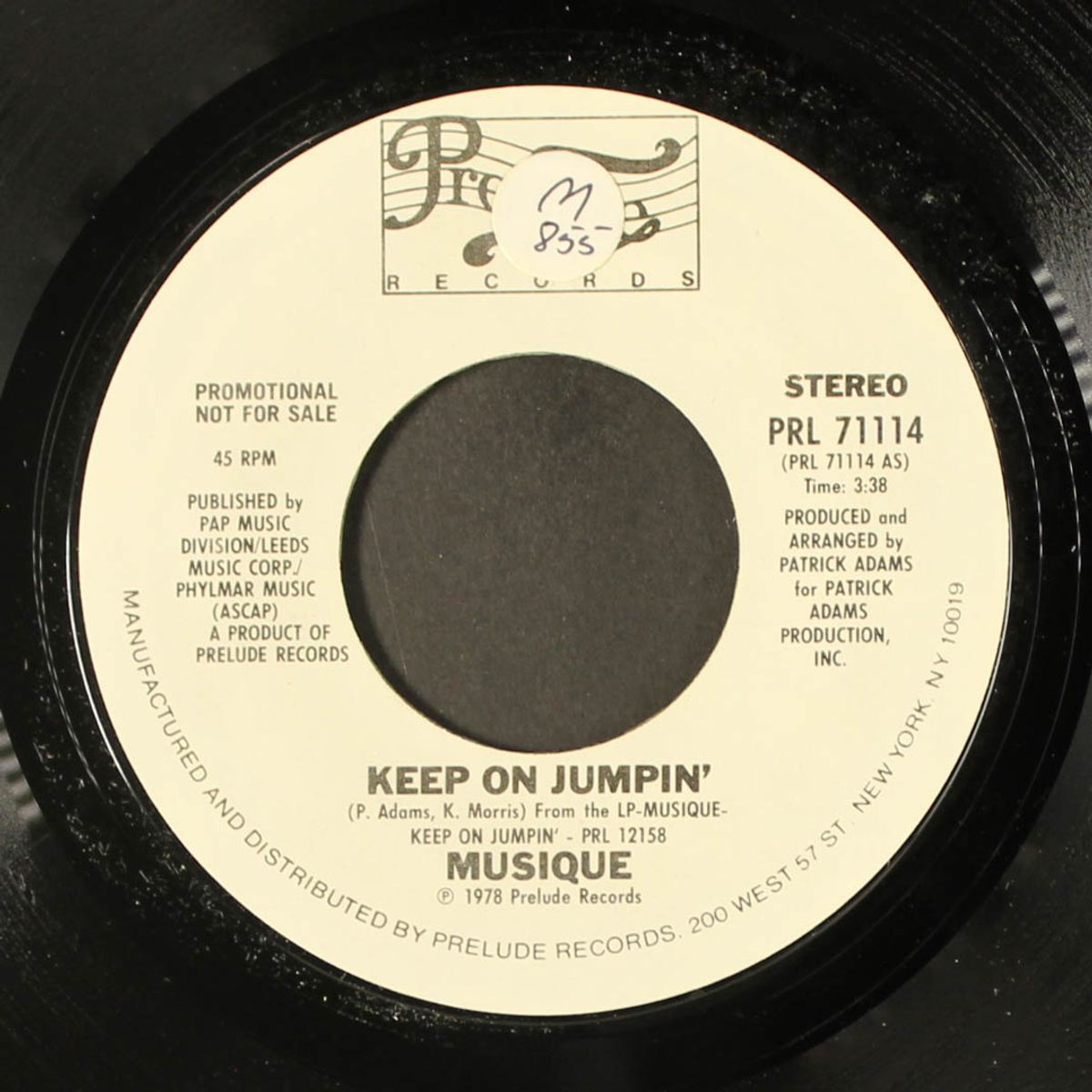 keep on jumpin' / summer love theme by MUSIQUE