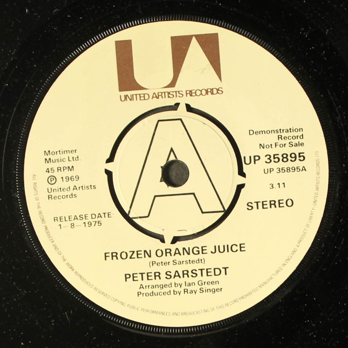 frozen orange juice / aretusa loser by PETER SARSTEDT