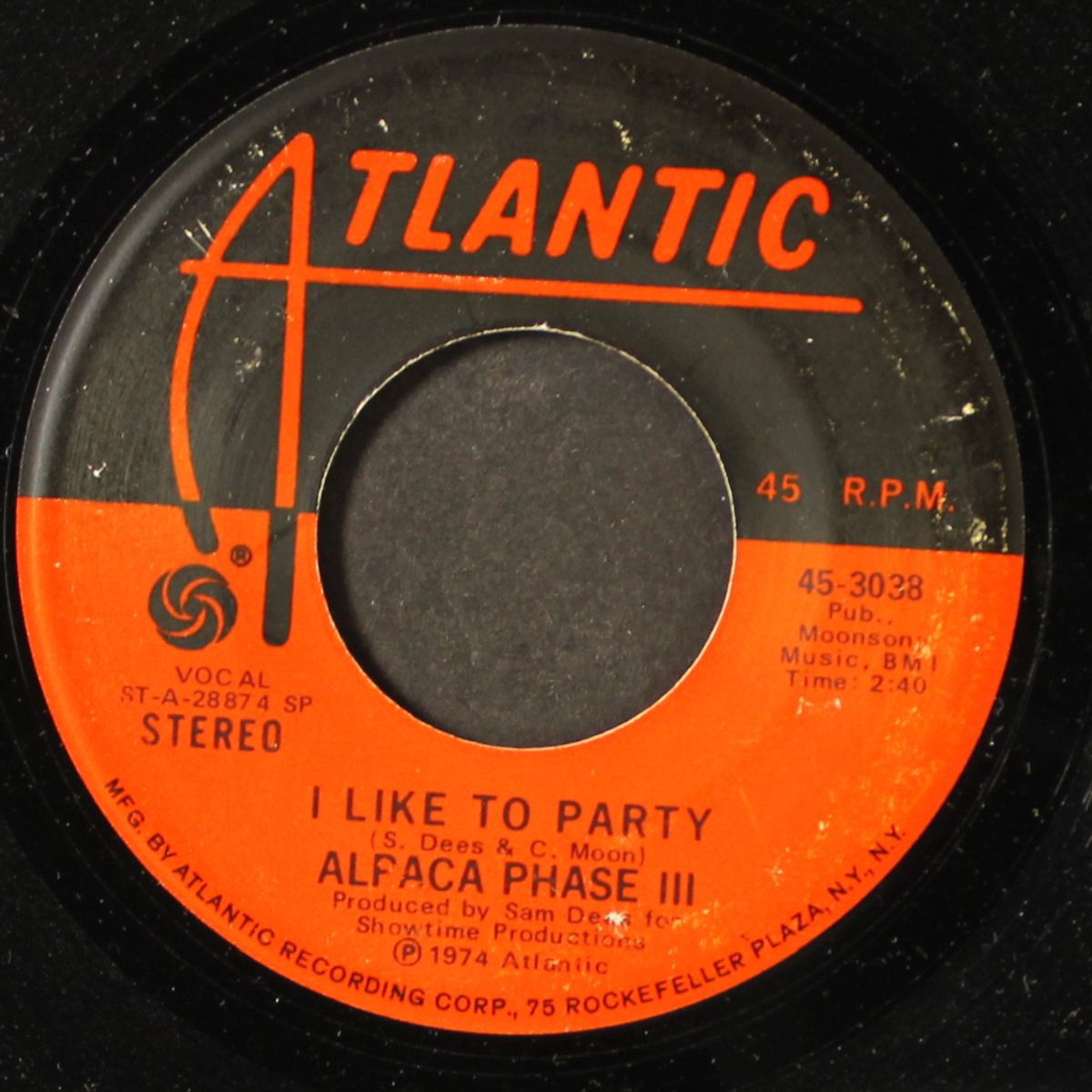 i like to party / instro by ALPACA PHASE III