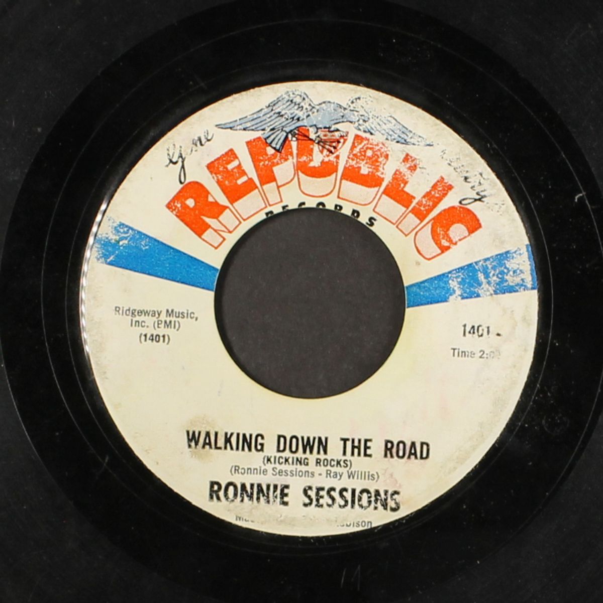 my daddy was a guitar man / walking down the road by RONNIE SESSIONS