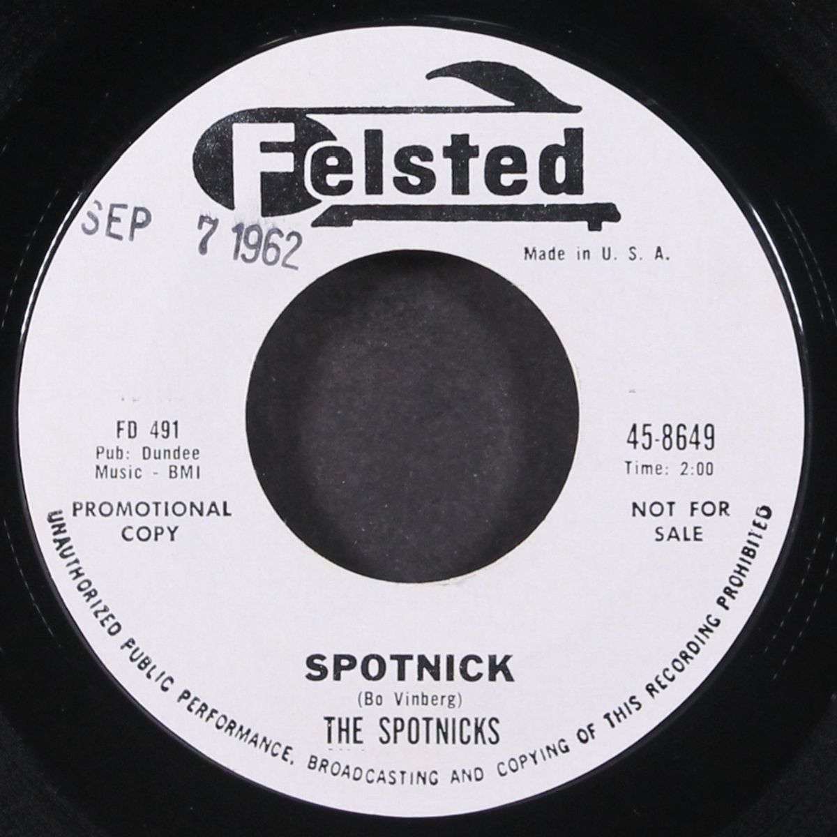 the old spinning wheel / spotnick by SPOTNICKS