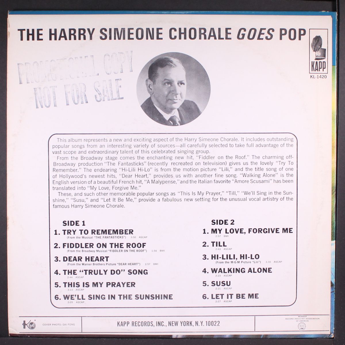 goes pop by HARRY SIMEONE CHORALE