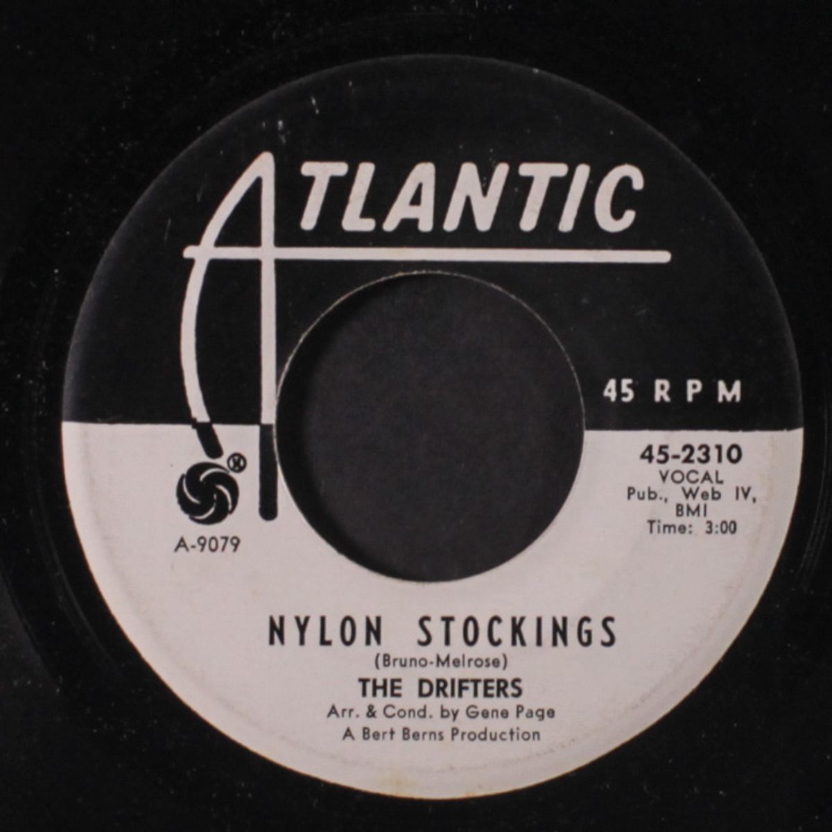 nylon stockings / we gotta sing by DRIFTERS