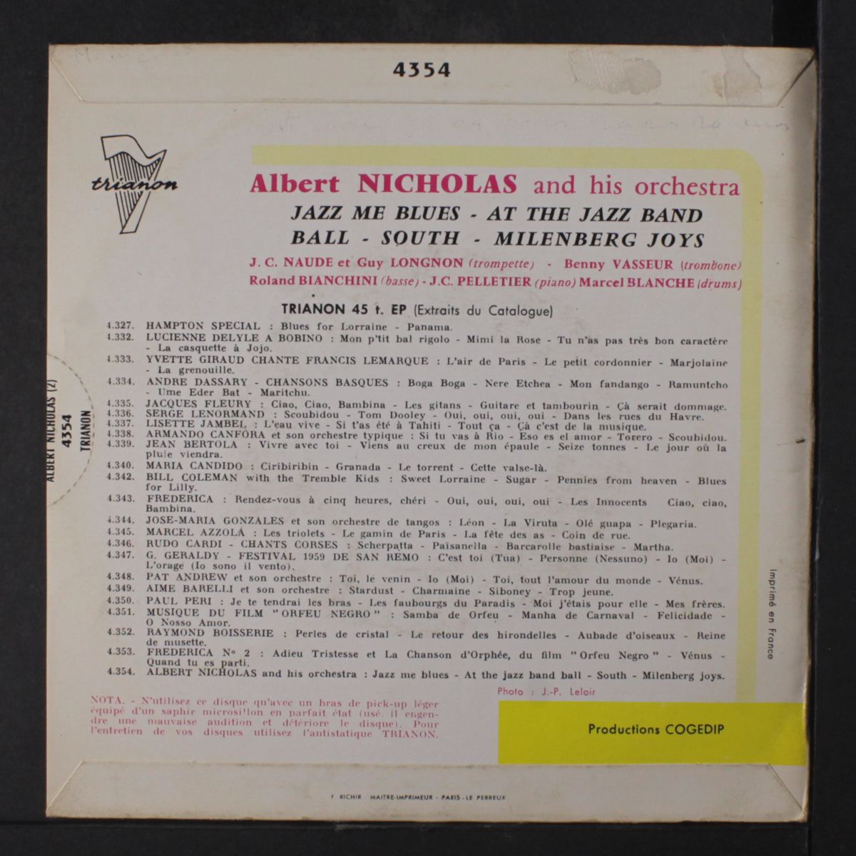 jazz me blues + 3 by ALBERT NICHOLAS