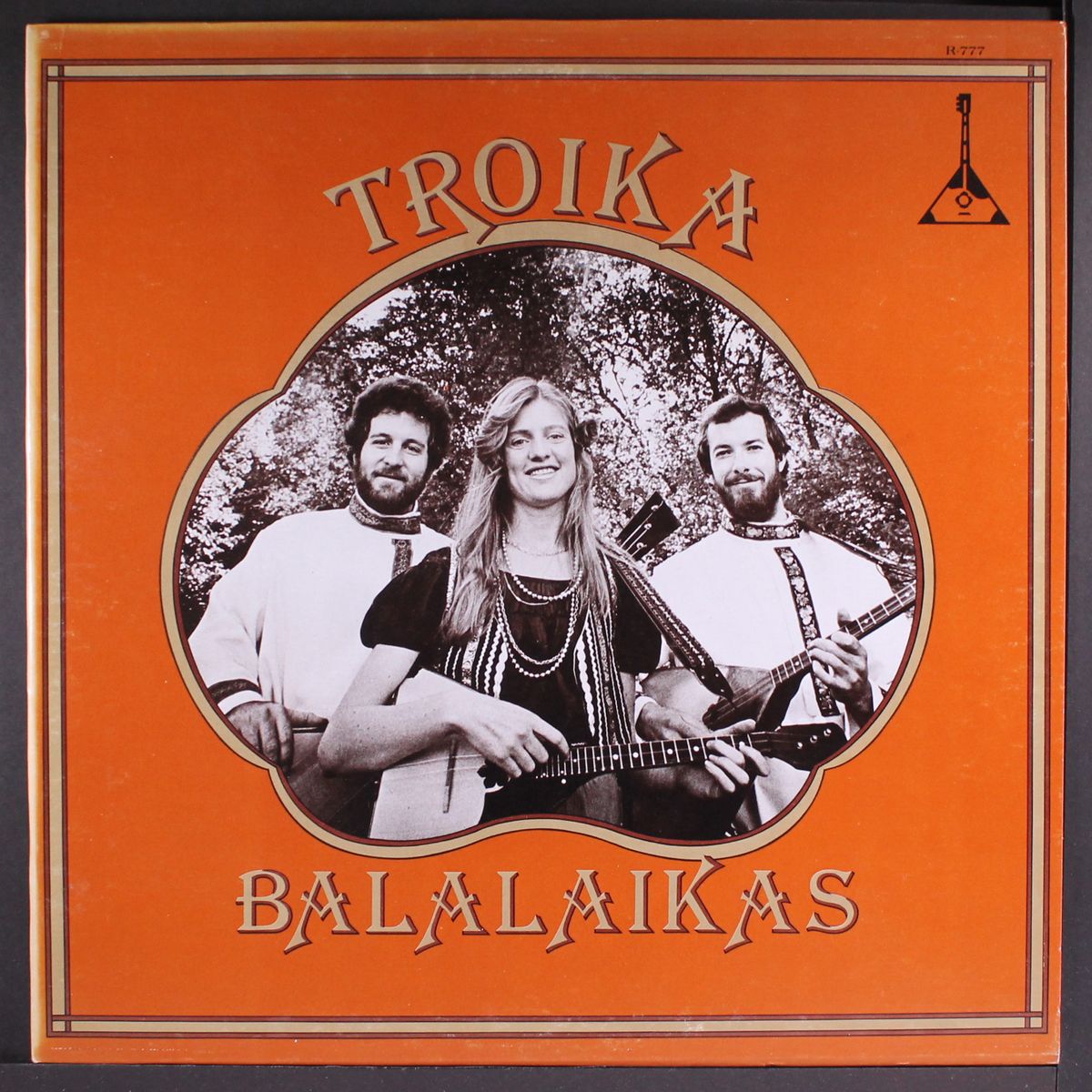 troika balalaikas by TROIKA BALALAIKAS