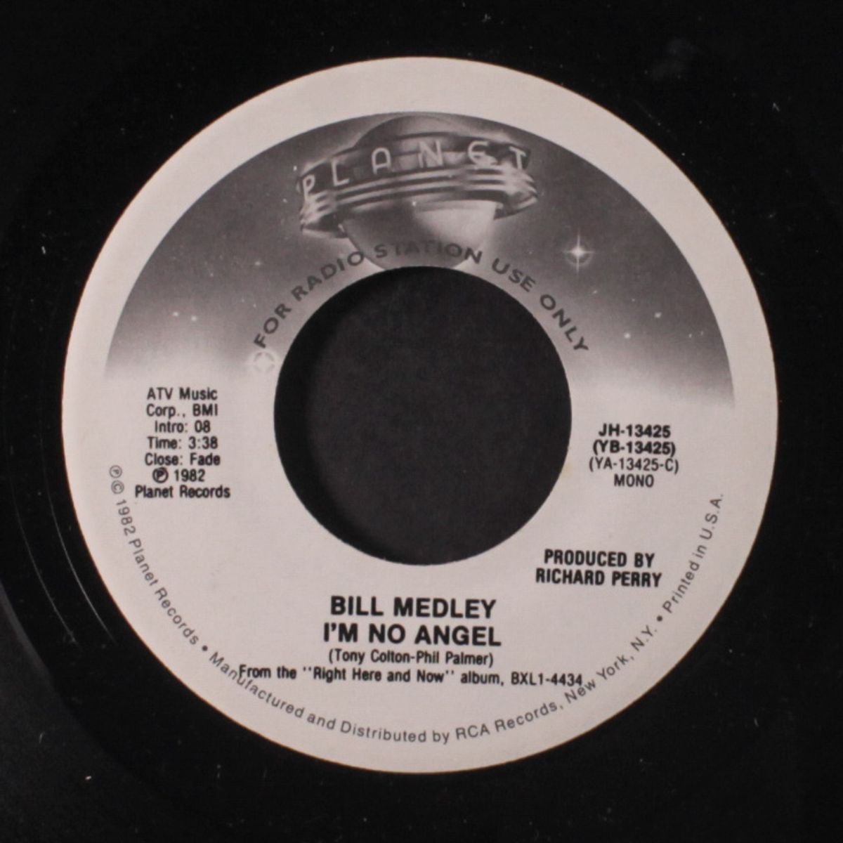 i'm no angel by BILL MEDLEY