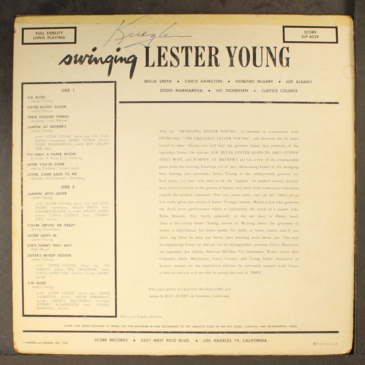 swinging by LESTER YOUNG