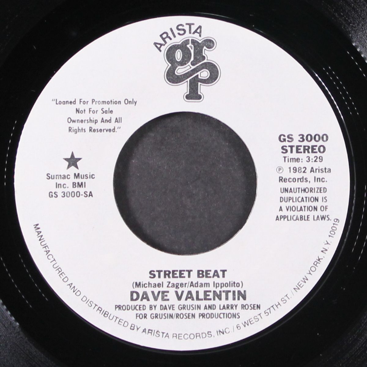 street beat / mono by DAVID VALENTIN