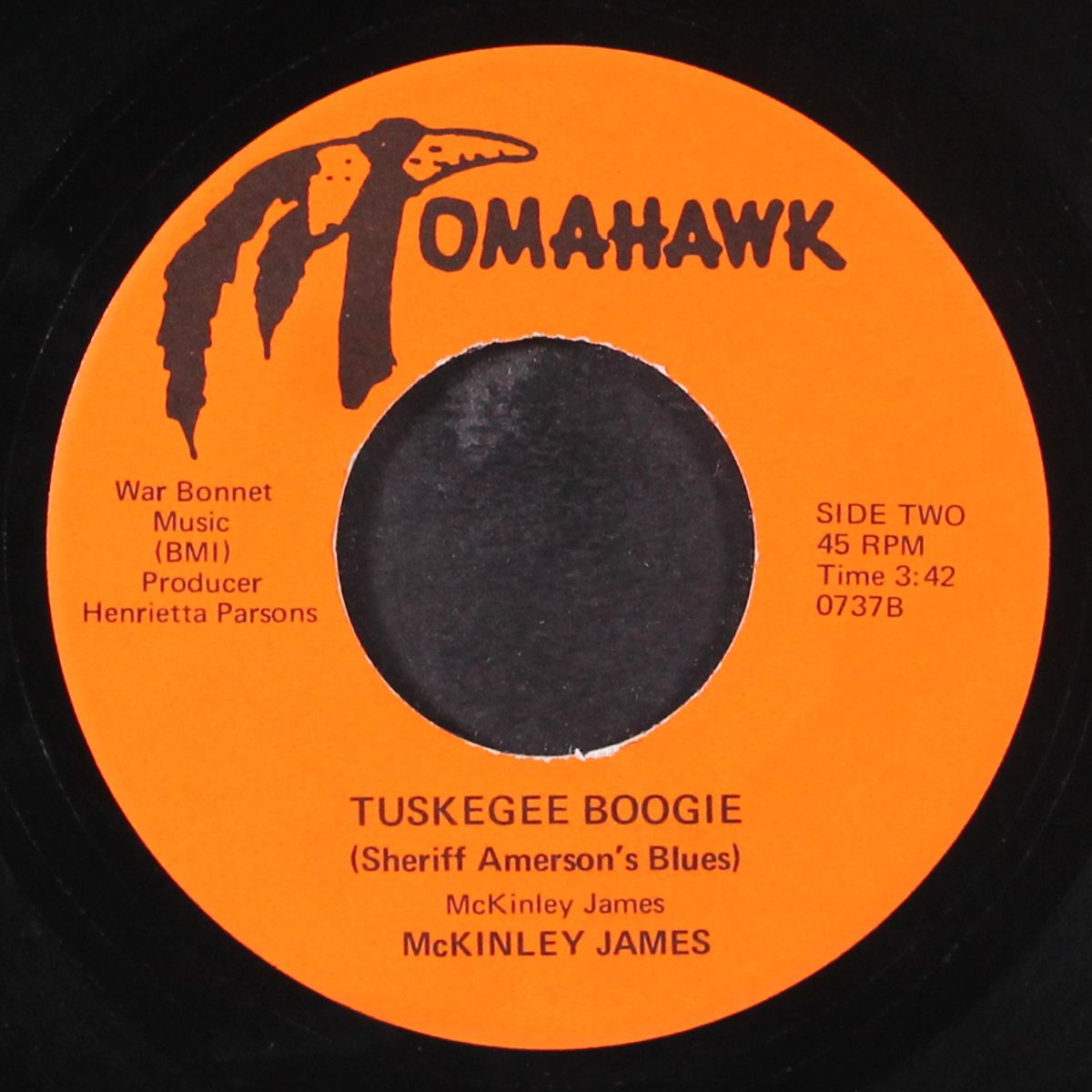 tuskegee boogie / ain't gonna pick no cotton by MCKINLEY JAMES