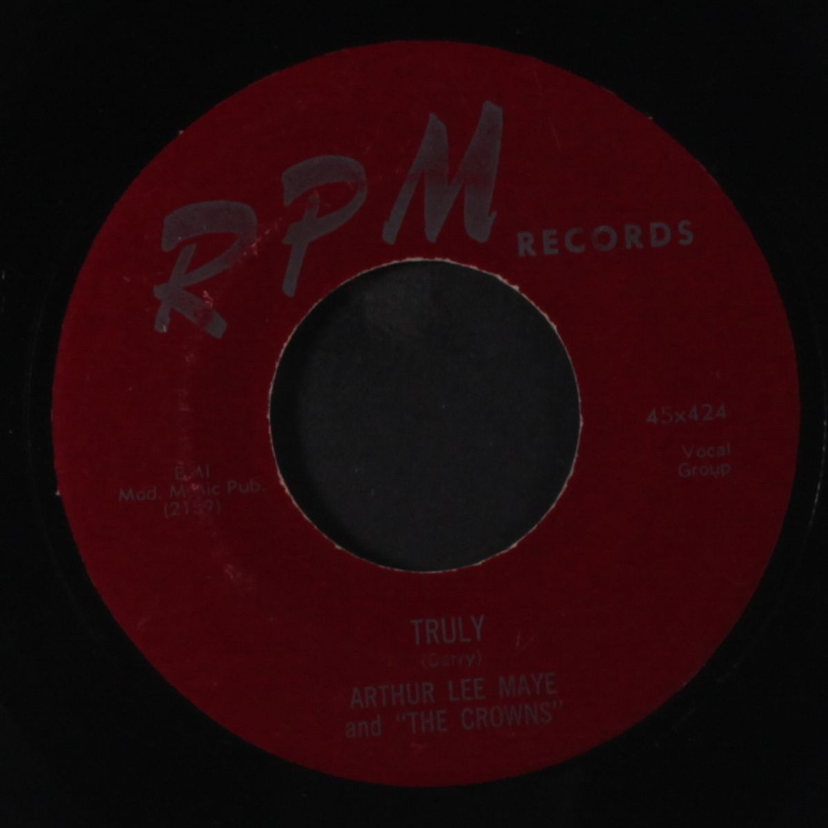 truly / oochie pachie by ARTHUR LEE MAYE & CROWNS