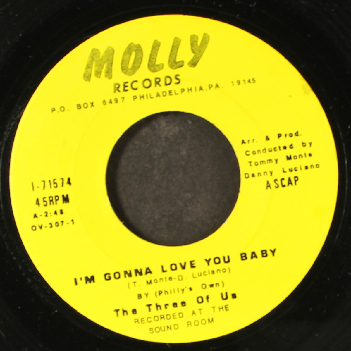 i'm gonna love you baby / boogie with mama soul by THREE OF US