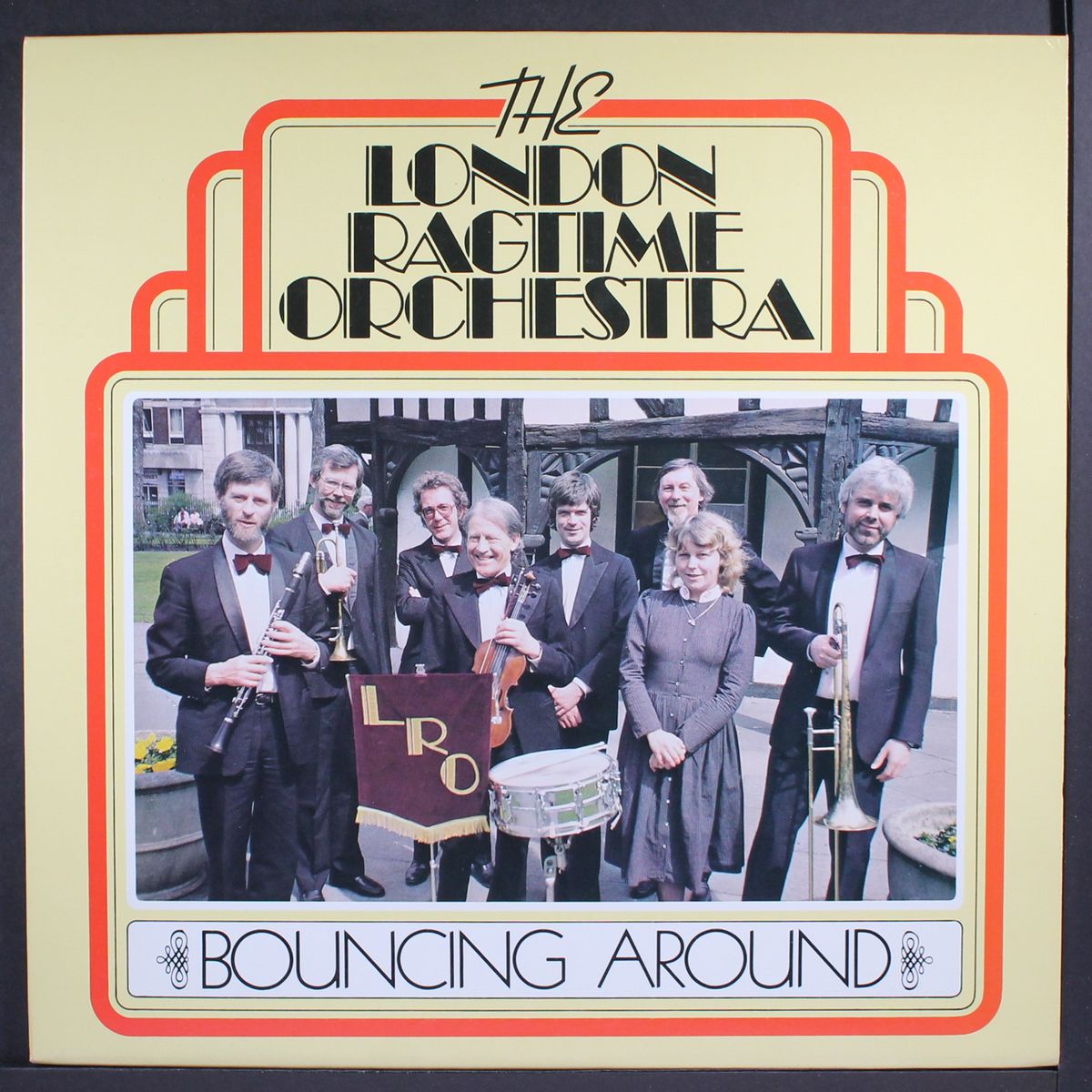 bouncing around by LONDON RAGTIME ORCHESTRA