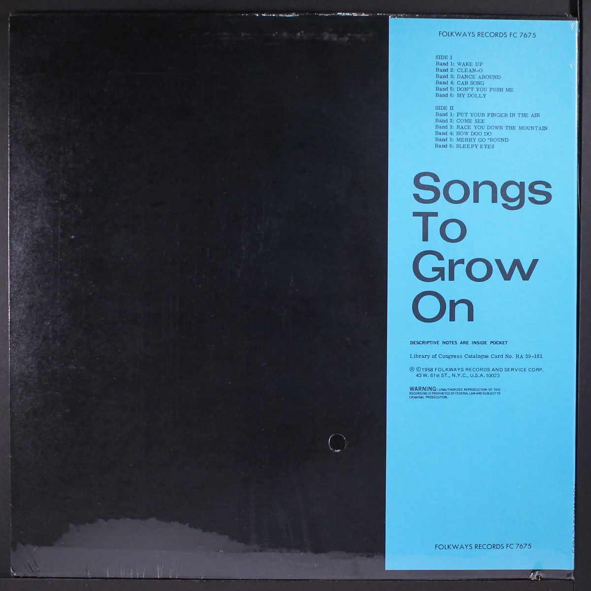 songs to grow on by WOODY GUTHRIE