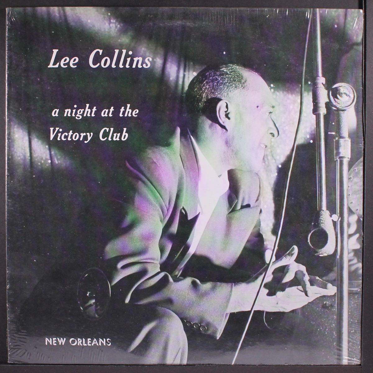 a night at the victory club by LEE COLLINS