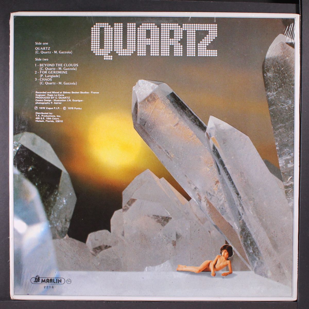 quartz by QUARTZ