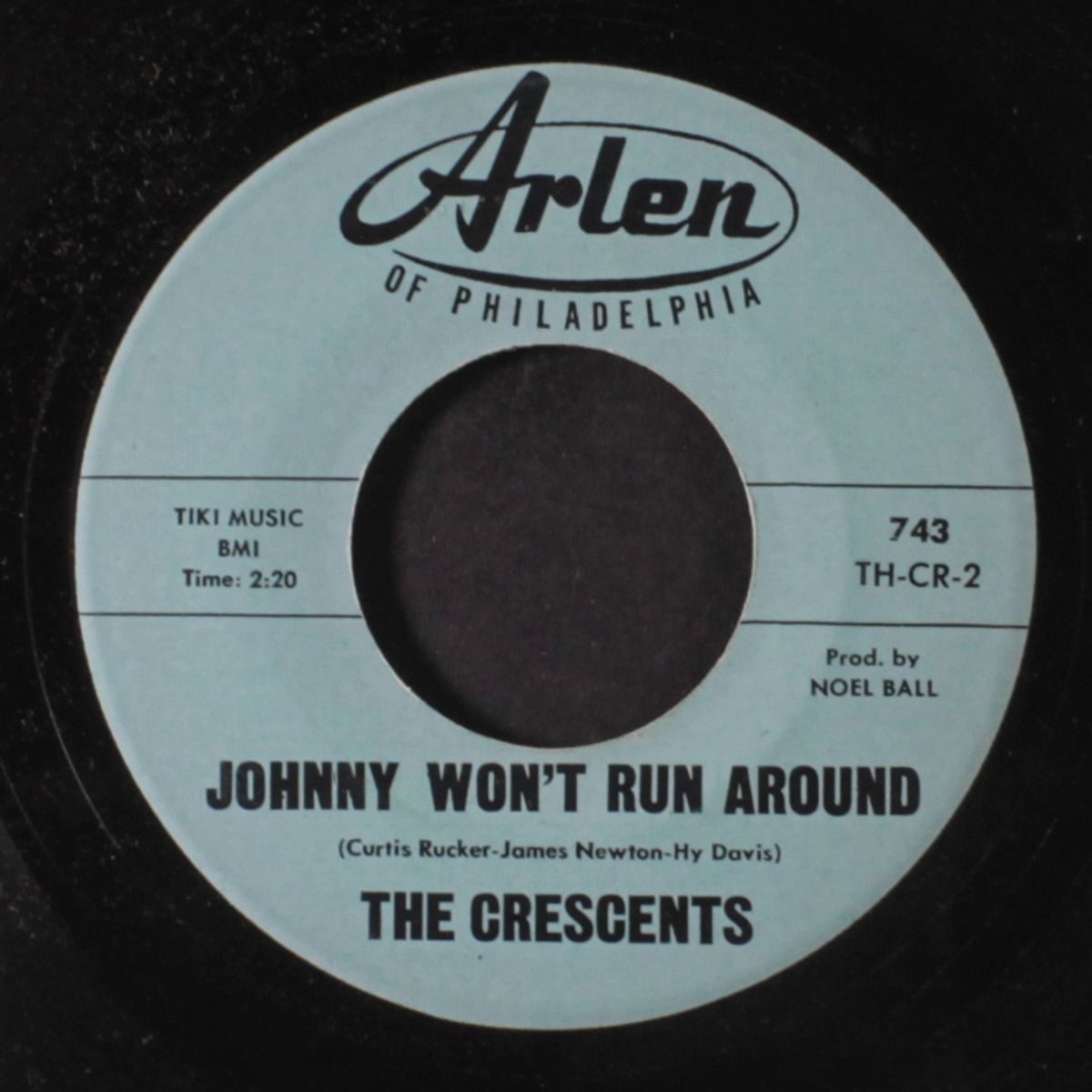 johnny won't run around / smoke gets in your eyes by CRESCENTS
