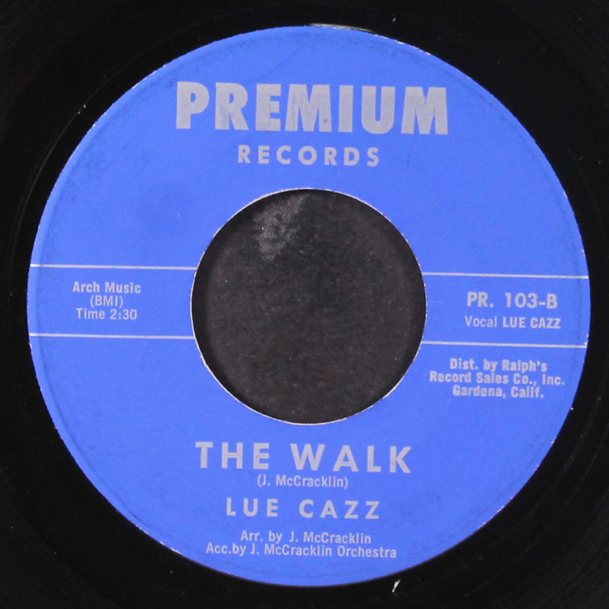 the walk / dreaming by LUE CAZZ