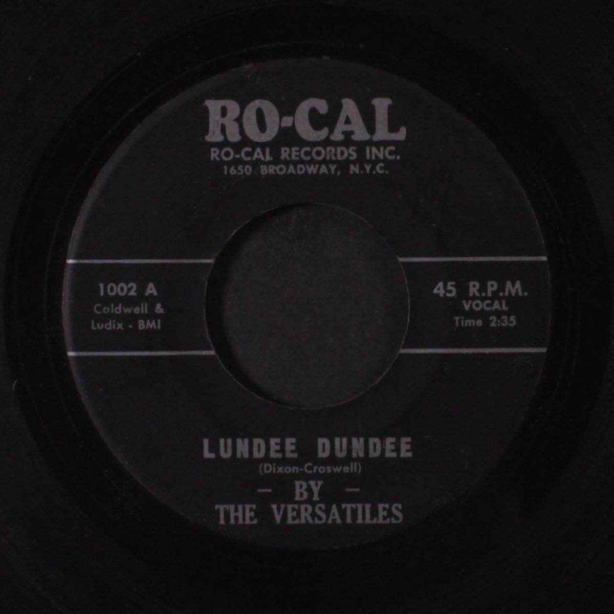 lundee dundee / whisper in your ear by VERSATILES
