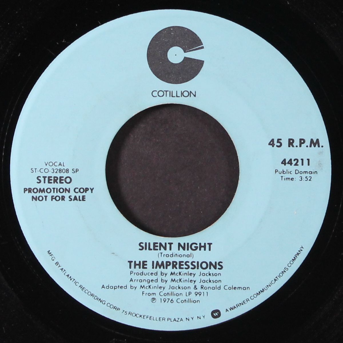 i saw mommy kissing santa claus / silent night by IMPRESSIONS