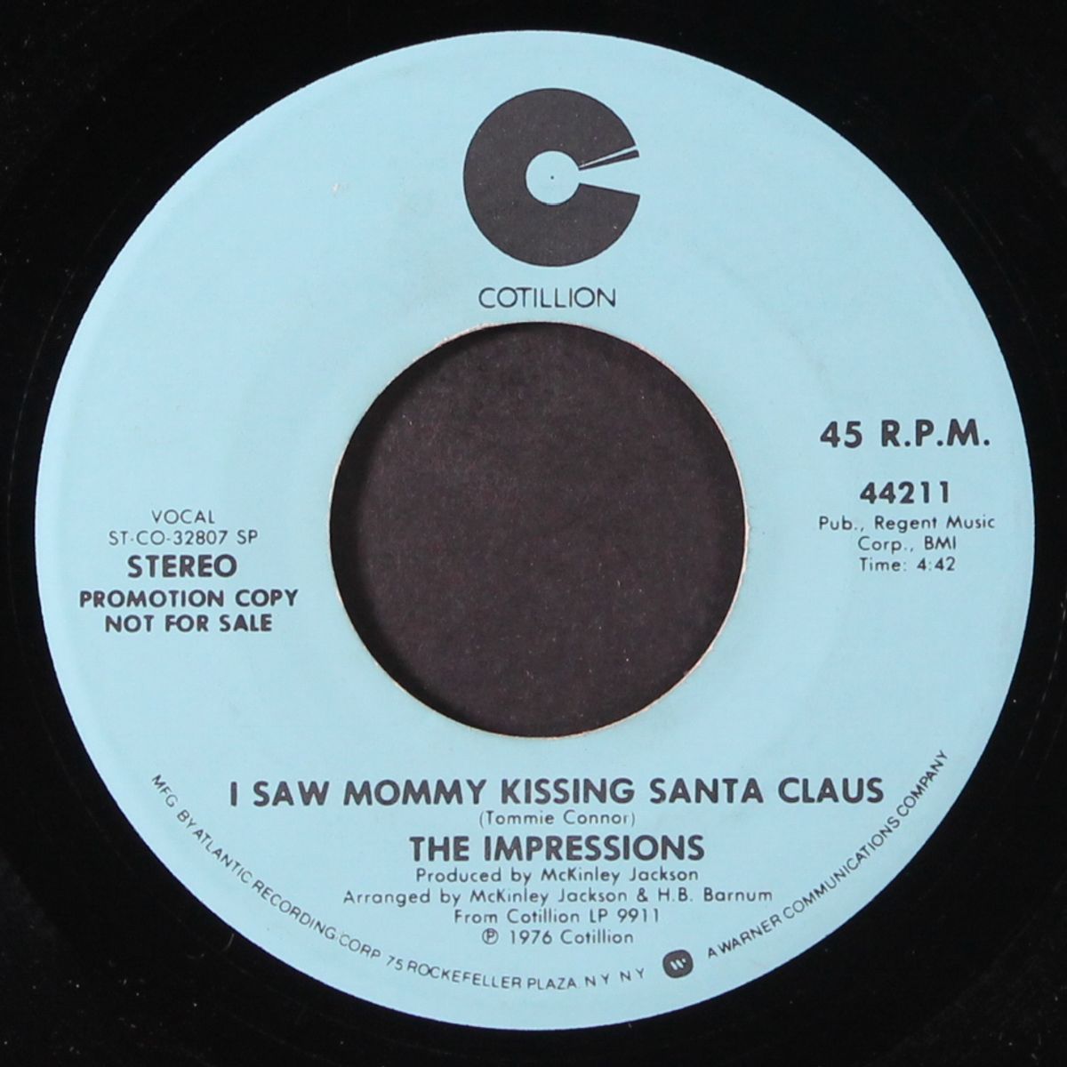 i saw mommy kissing santa claus / silent night by IMPRESSIONS