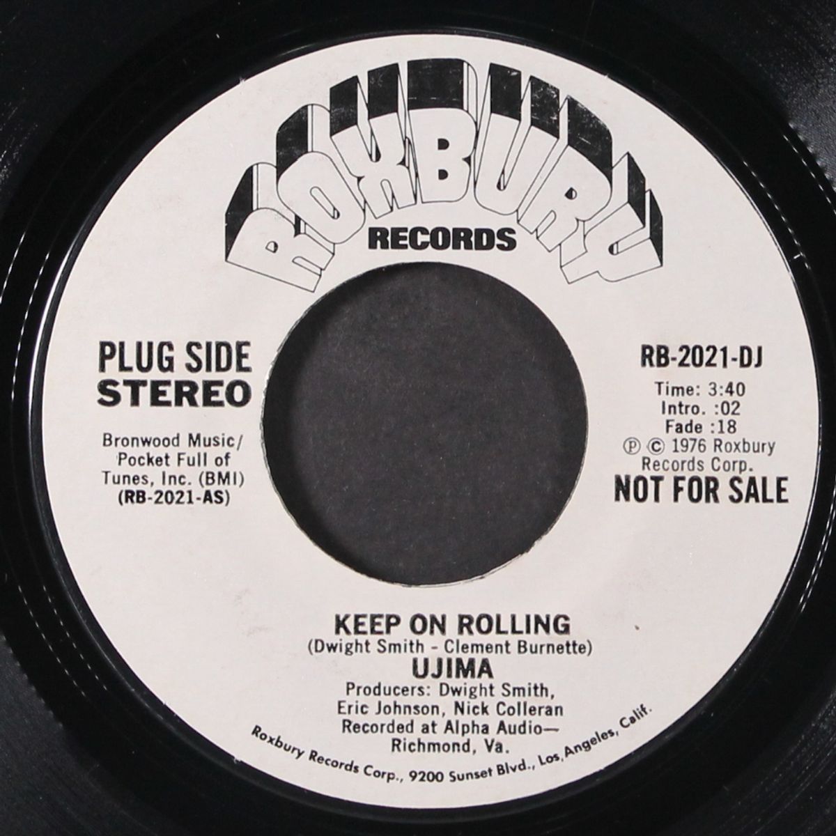 keep on rolling / mono by UJIMA