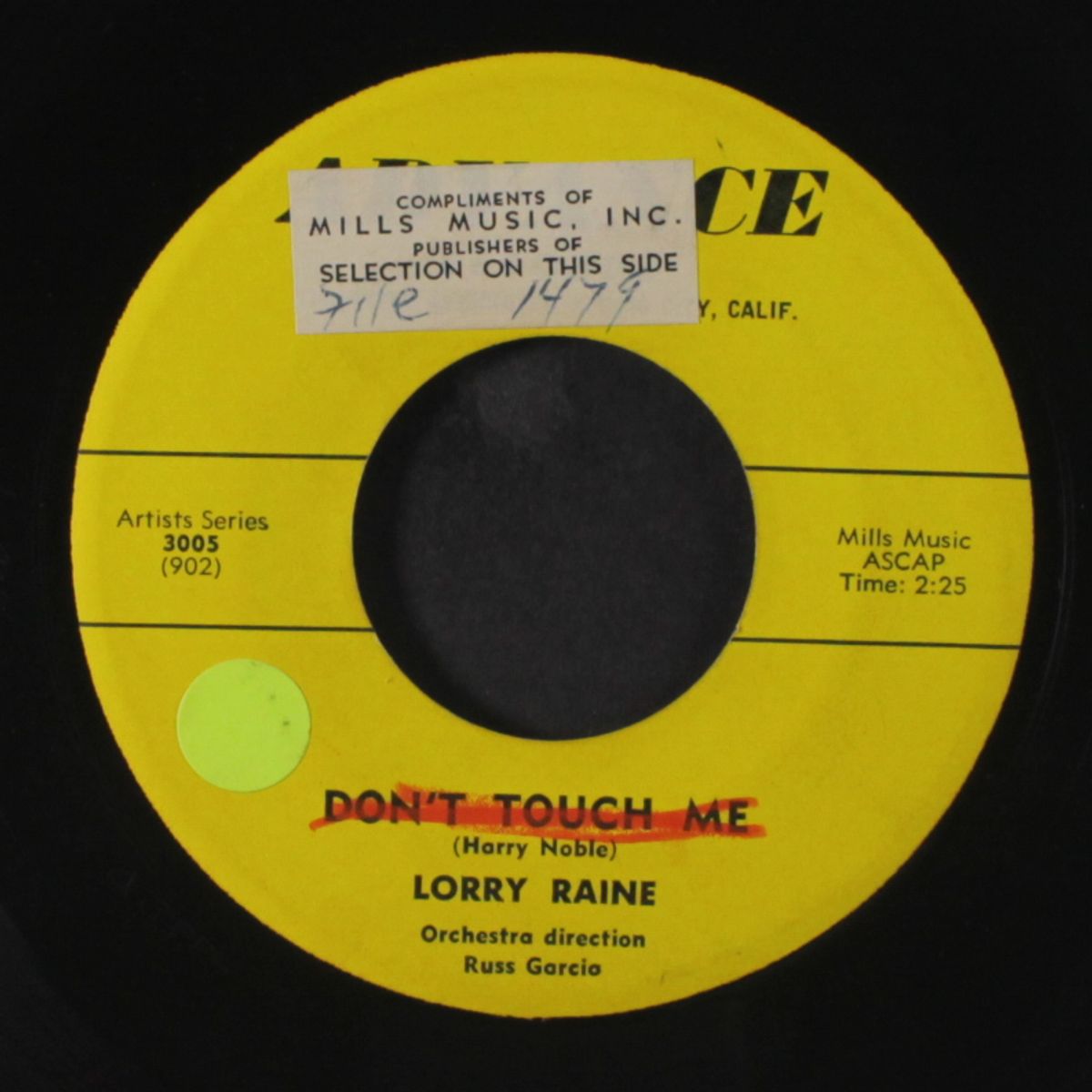 don't touch me / who knows by LORRY RAINE