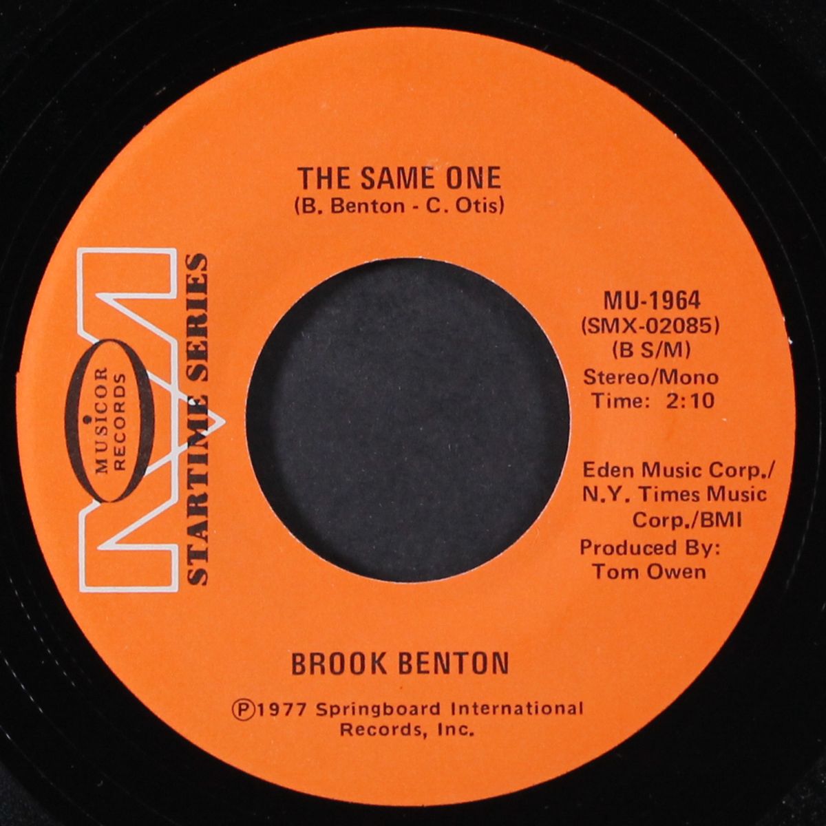 kiddio / the same one by BROOK BENTON