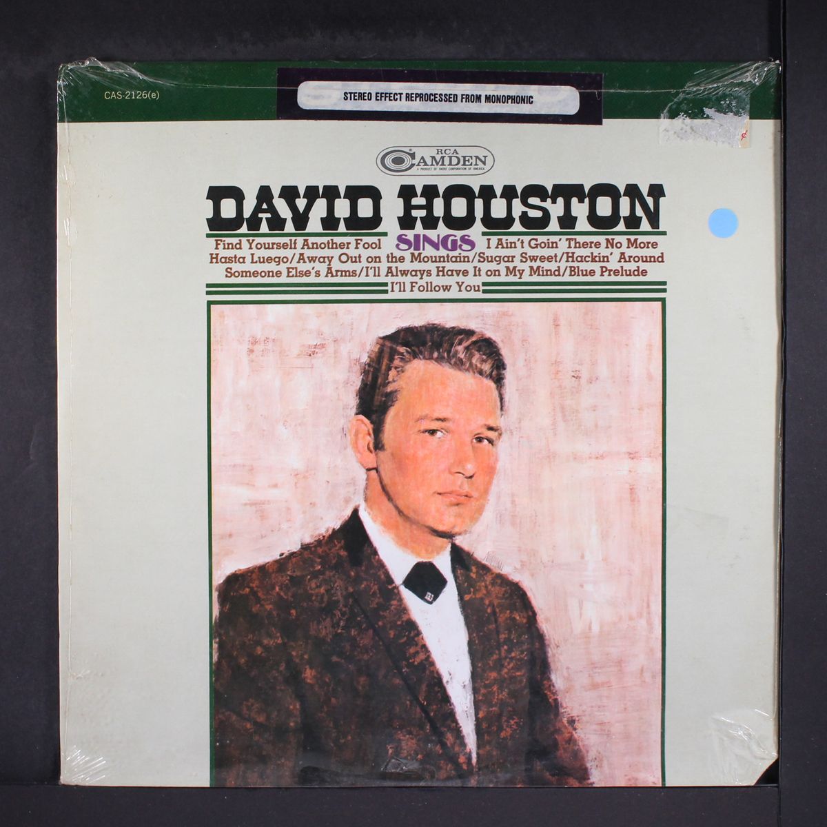 sings by DAVID HOUSTON