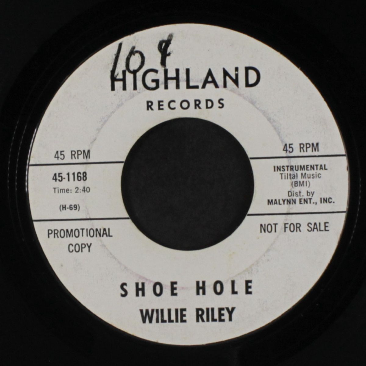 groovin' with willie / shoe hole by WILLIE RILEY