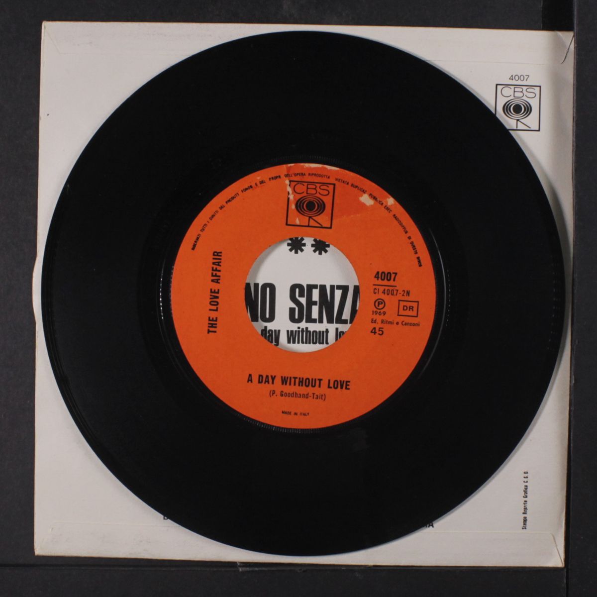 un giorno senza amore / a day without love by LOVE AFFAIR