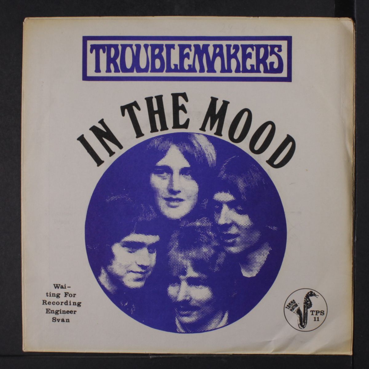 in the mood / waiting for recording engineer svan by TROUBLEMAKERS