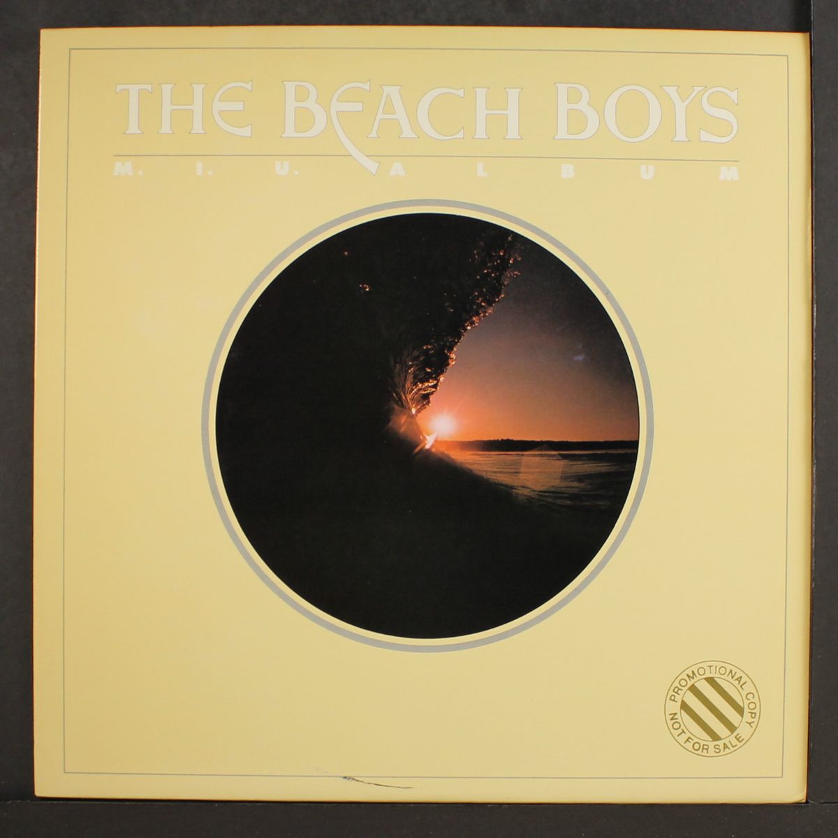 m.i.u. album by BEACH BOYS