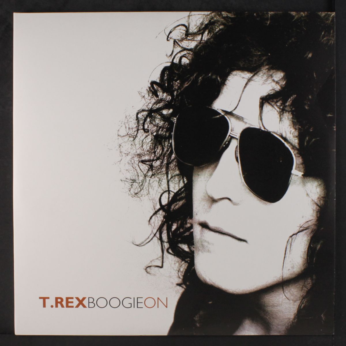 boogie on by T. REX