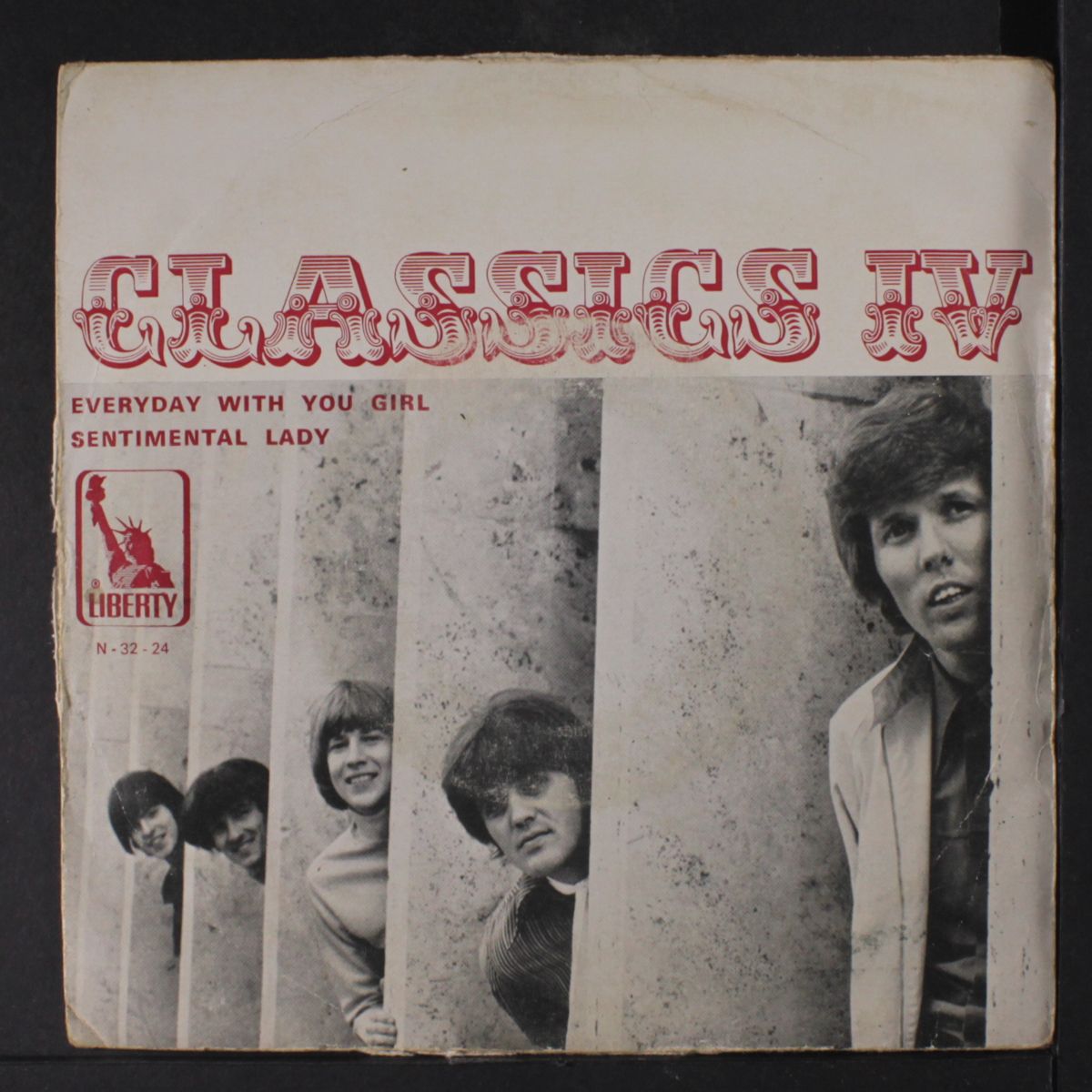 everyday with you girl / sentimental lady by CLASSICS IV