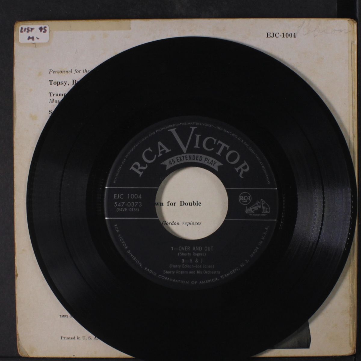 courts the count by SHORTY ROGERS
