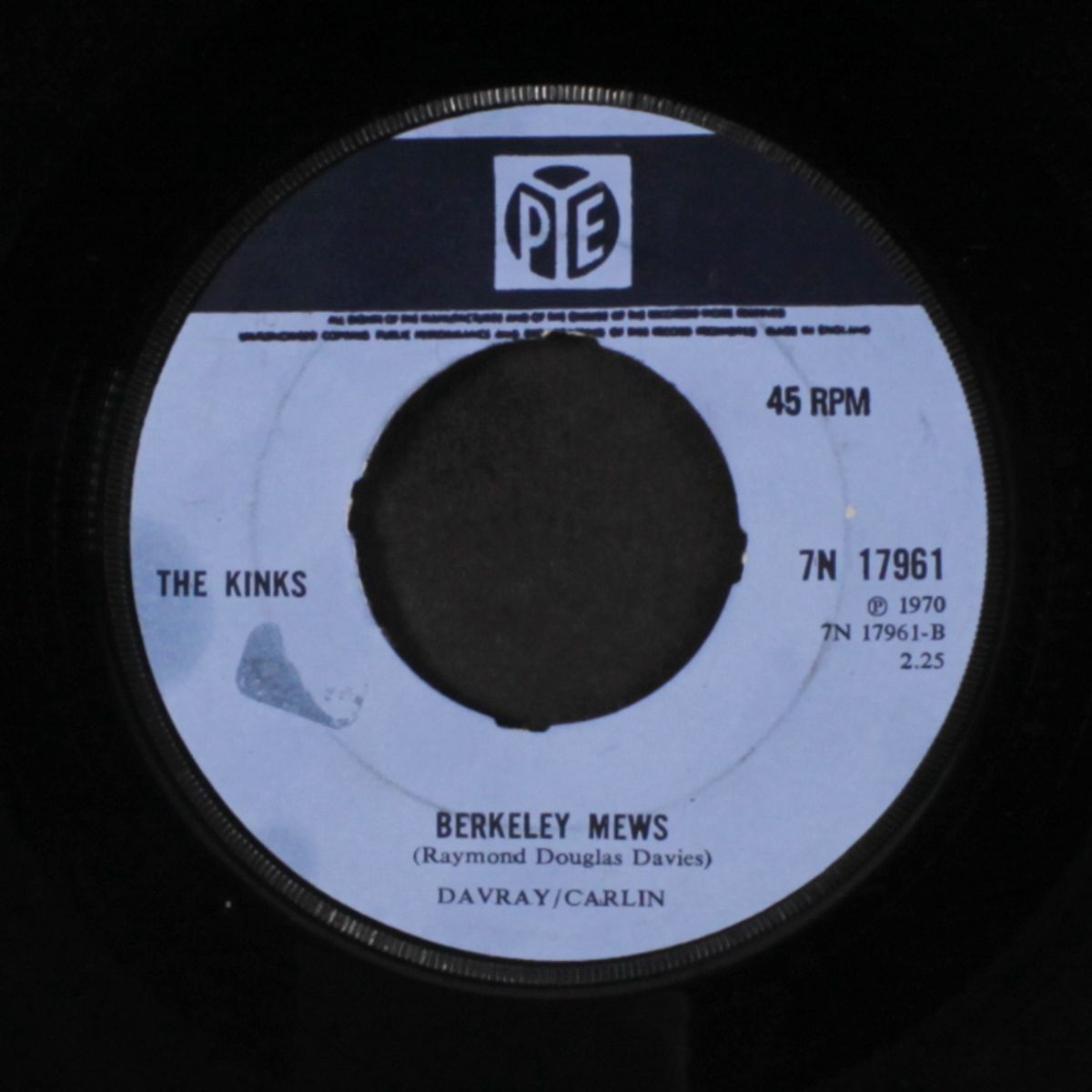 lola / berkeley mews by KINKS