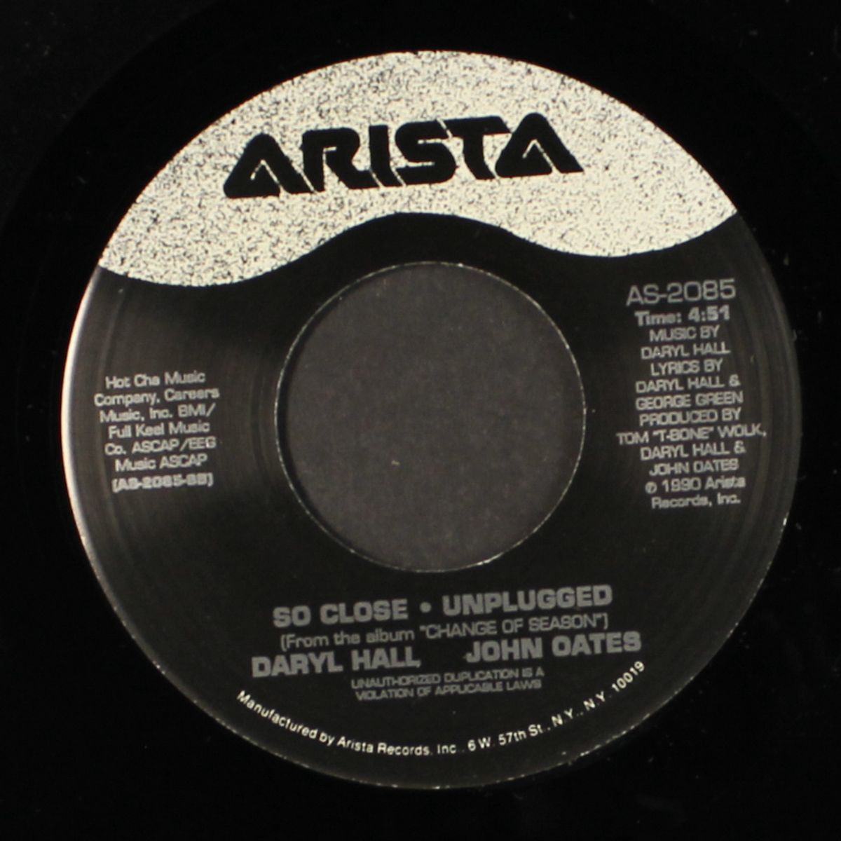 so close / unplugged by HALL & OATES