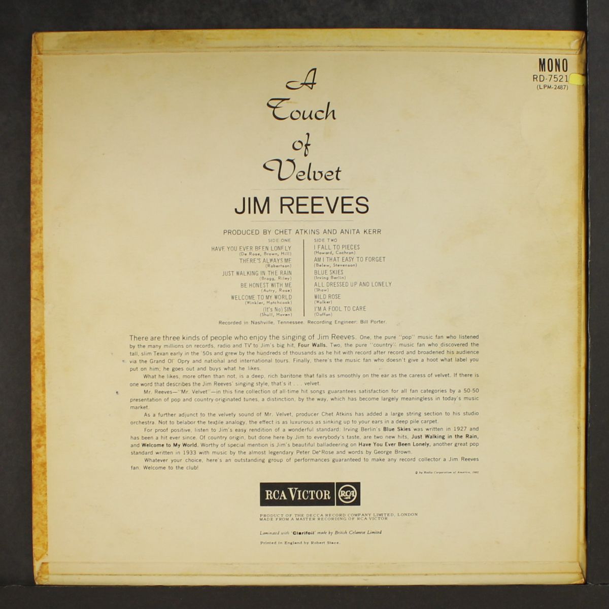a touch of velvet by JIM REEVES