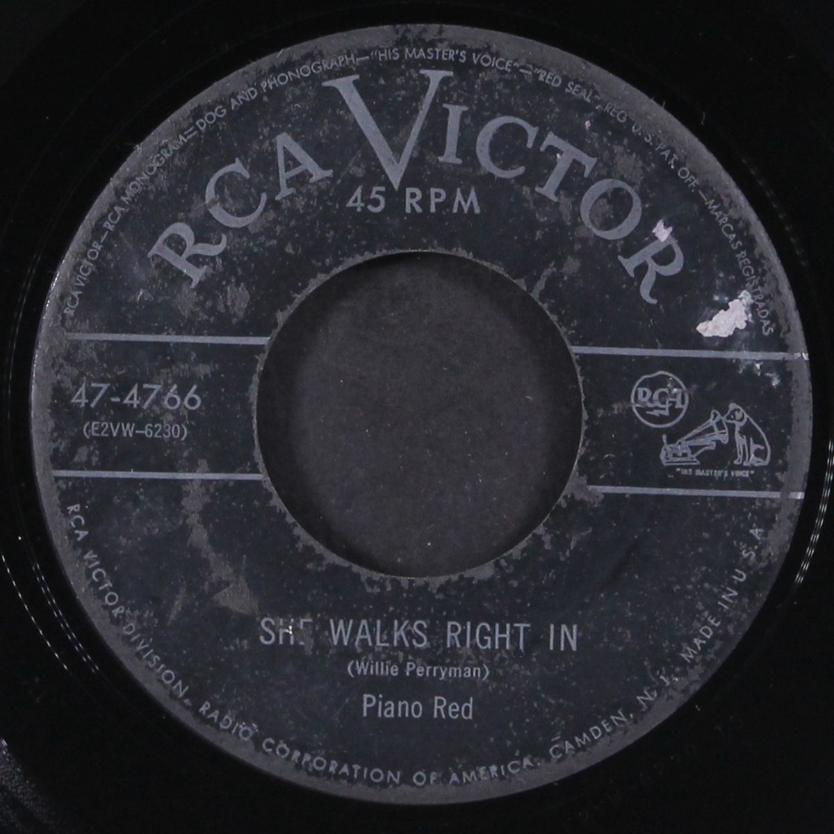 sales tax boogie / she walks right in by PIANO RED