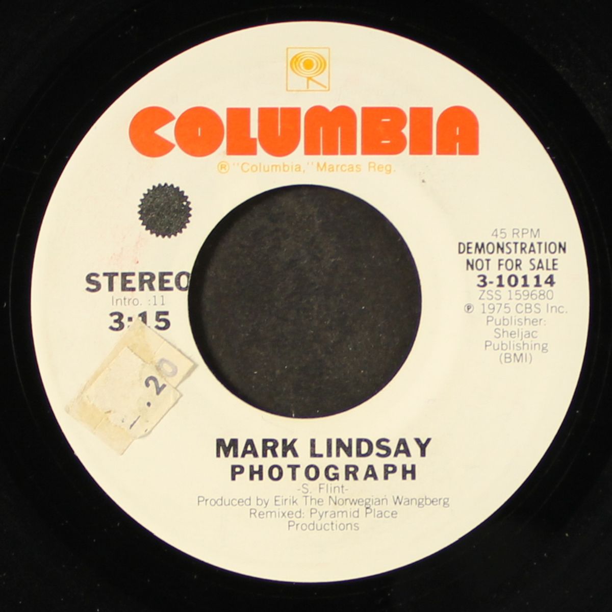 photograph / mono by MARK LINDSAY