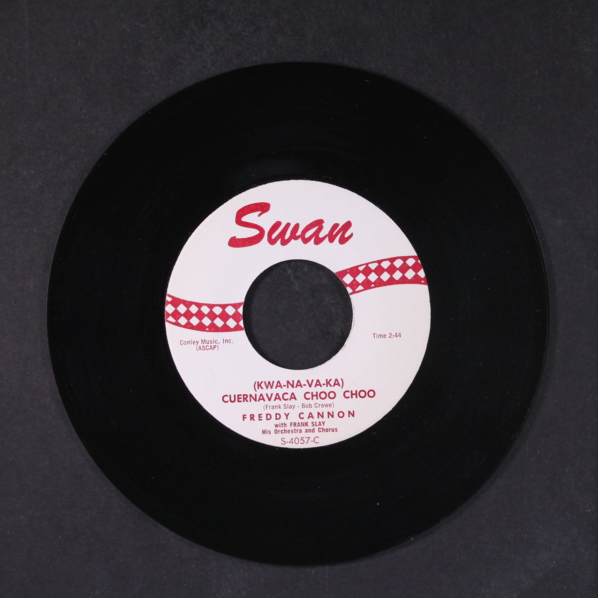 happy shades of blue / (kwa-na-va-ka cuernavaca cho choo) by FREDDY CANNON